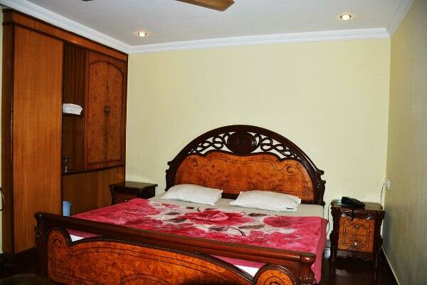 Mayur Hotel, Guwahati 4